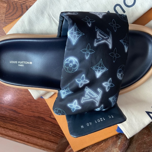 LOUIS VUITTON Monogram Pillow Mules/Sandals - Picture 2 of 4